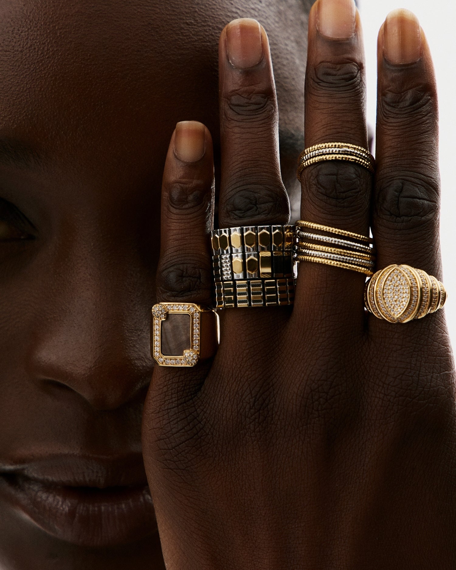 Isis Shiny Textured Ring Set